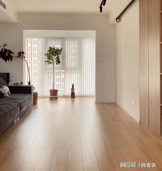 為什么很多人鋪完木地板后悔了 是這 4個(gè)缺點(diǎn) 讓人很難忍受